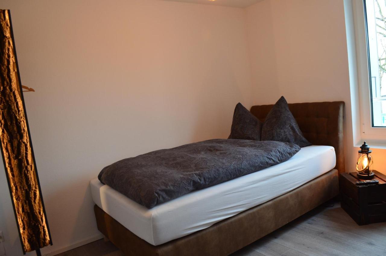 Guesthouse Meitschi Thun - Contactless Self Check-In ภายนอก รูปภาพ