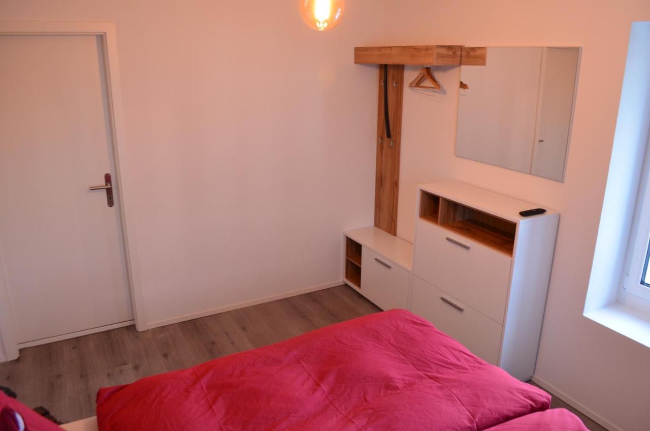 Guesthouse Meitschi Thun - Contactless Self Check-In ภายนอก รูปภาพ