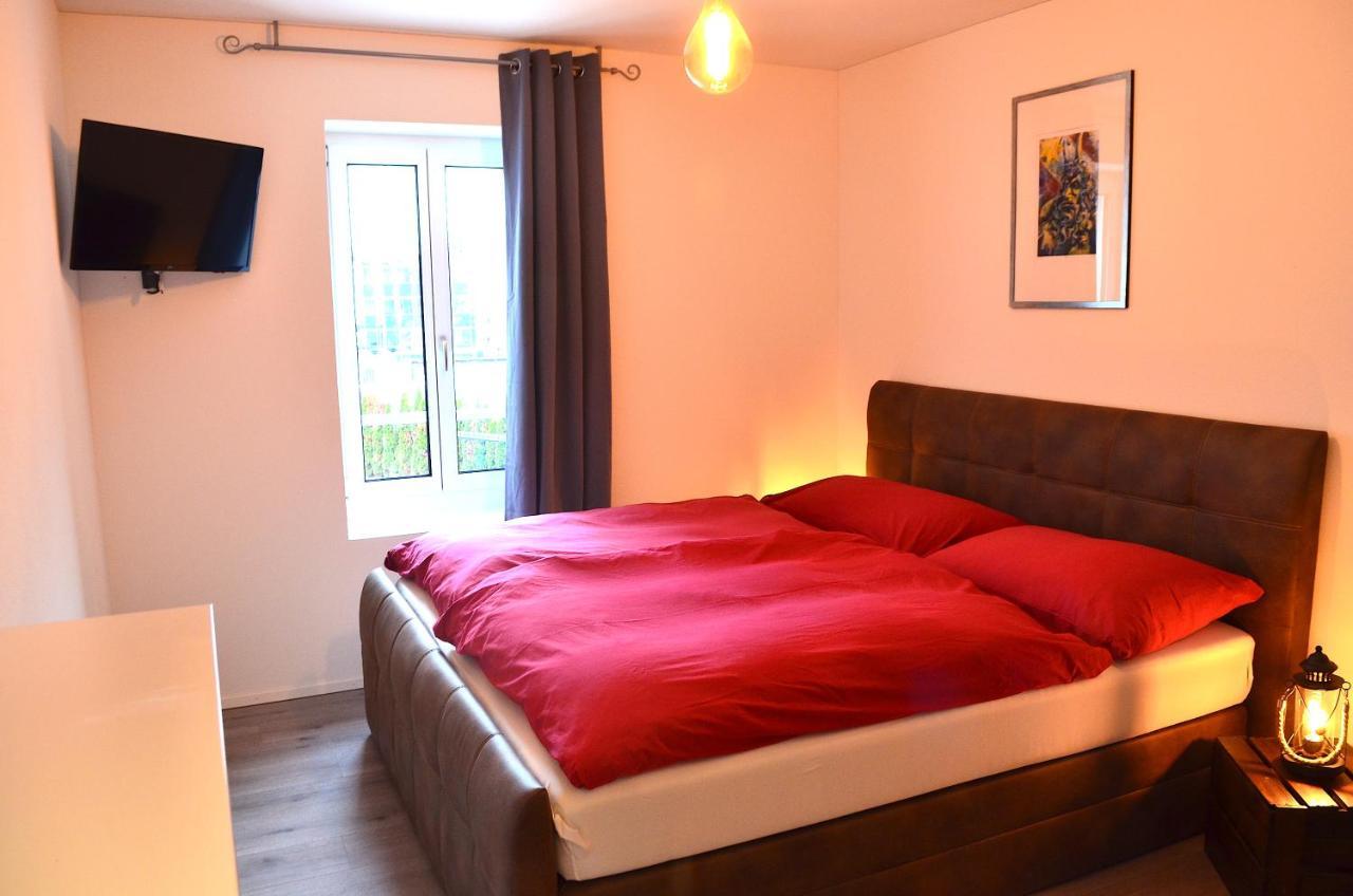Guesthouse Meitschi Thun - Contactless Self Check-In ภายนอก รูปภาพ