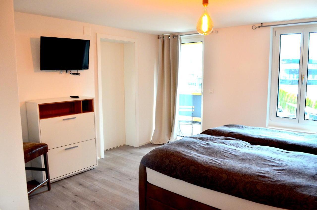 Guesthouse Meitschi Thun - Contactless Self Check-In ภายนอก รูปภาพ